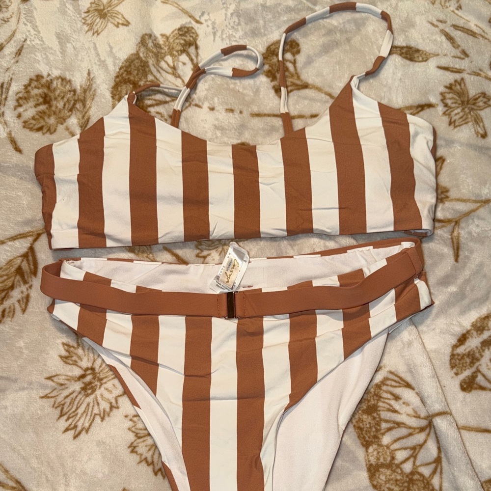 Colorful Women's Bikini Set LOT/BUNDLE Multiple Different Brands READ - Picture 4 of 13
